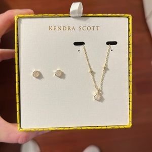 Kendra Scott Gold Iridescent Drusy Necklace and Studs